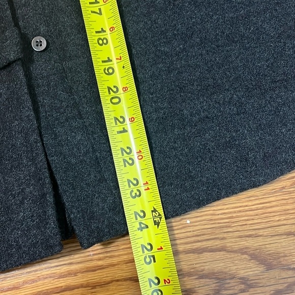 Eileen Fisher Gray Button Up 100% Wool Lightweight Minimalist Coat Cardigan - Picture 10 of 10